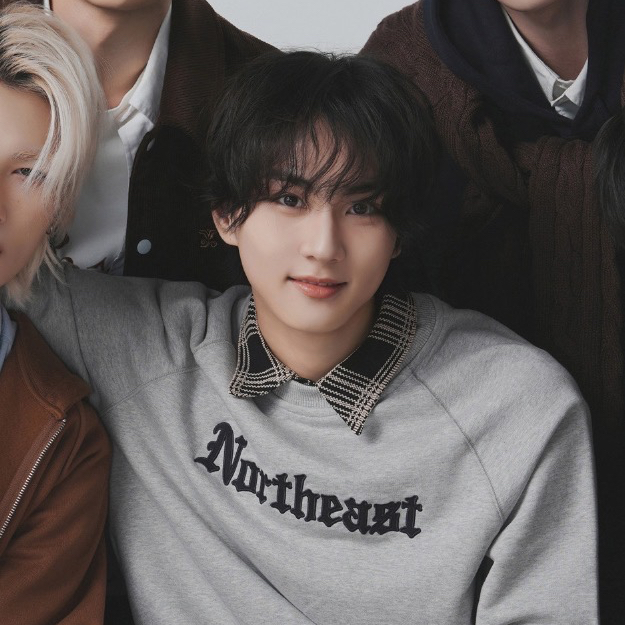 Latest photo of Jungwon (ENHYPEN)