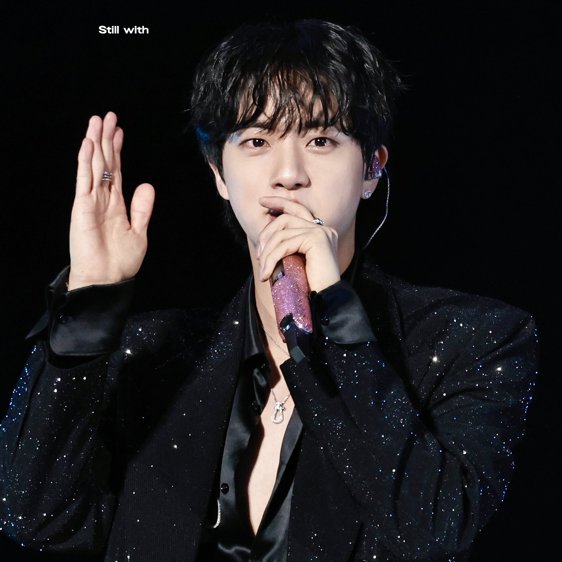 진 (방탄소년단) 최근 활동샷