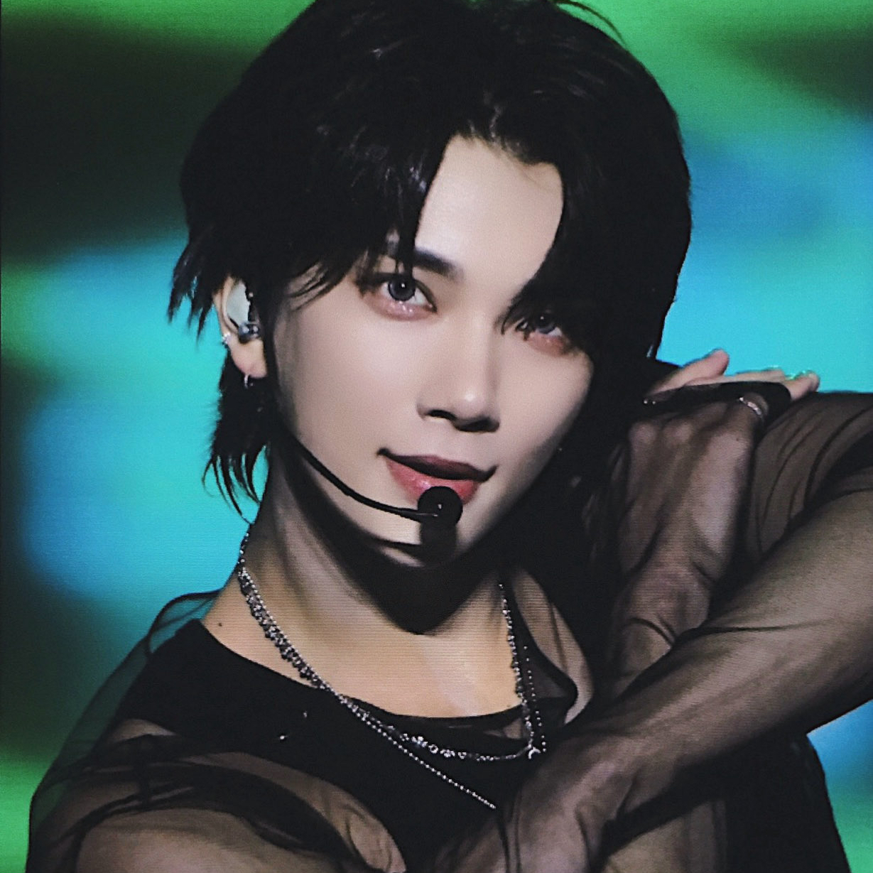 A moment captured by Joshua (SEVENTEEN)'s fan
