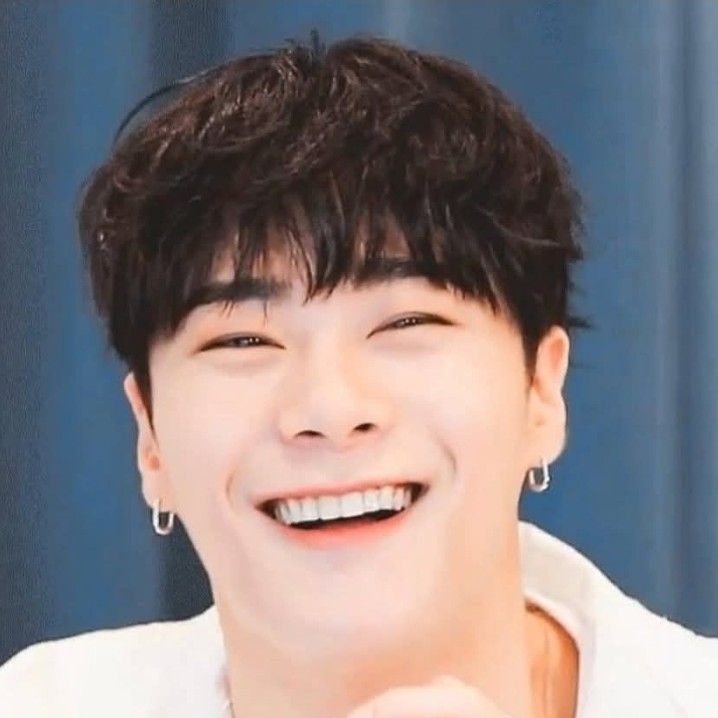 문빈 (아스트로) 최근 활동샷