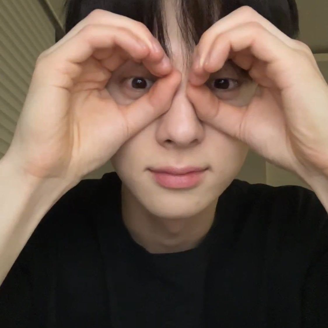 Recent activity shot of Hwang Minhyun