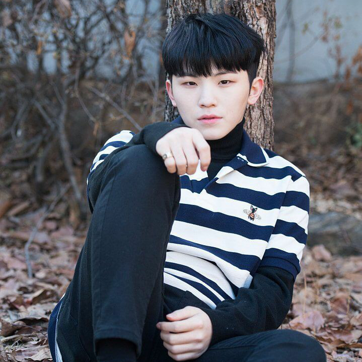 Latest photo of Woozi (SEVENTEEN)