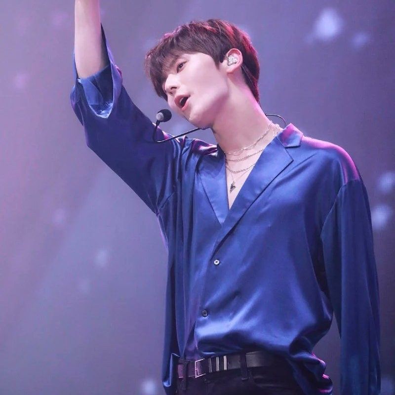 Recent activity shot of Hwang Minhyun