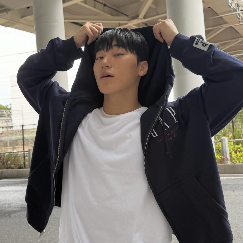 A moment captured by San (ATEEZ)'s fan