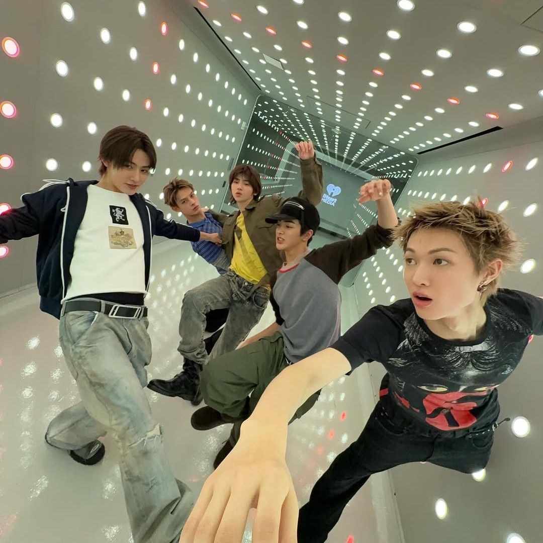 A moment captured by CORTIS's fan