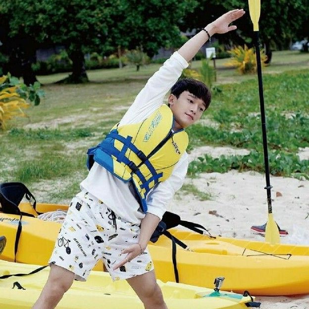 Latest photo of Chen (EXO)