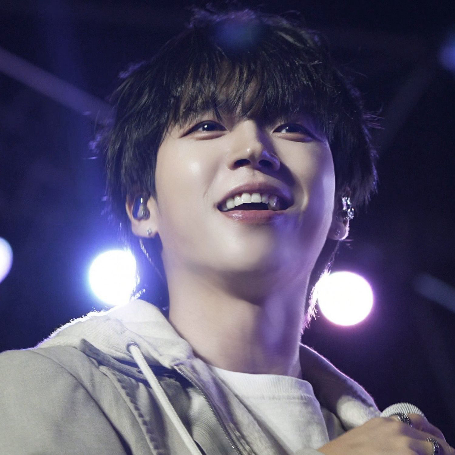 남우현 (인피니트)의 비하인드 컷