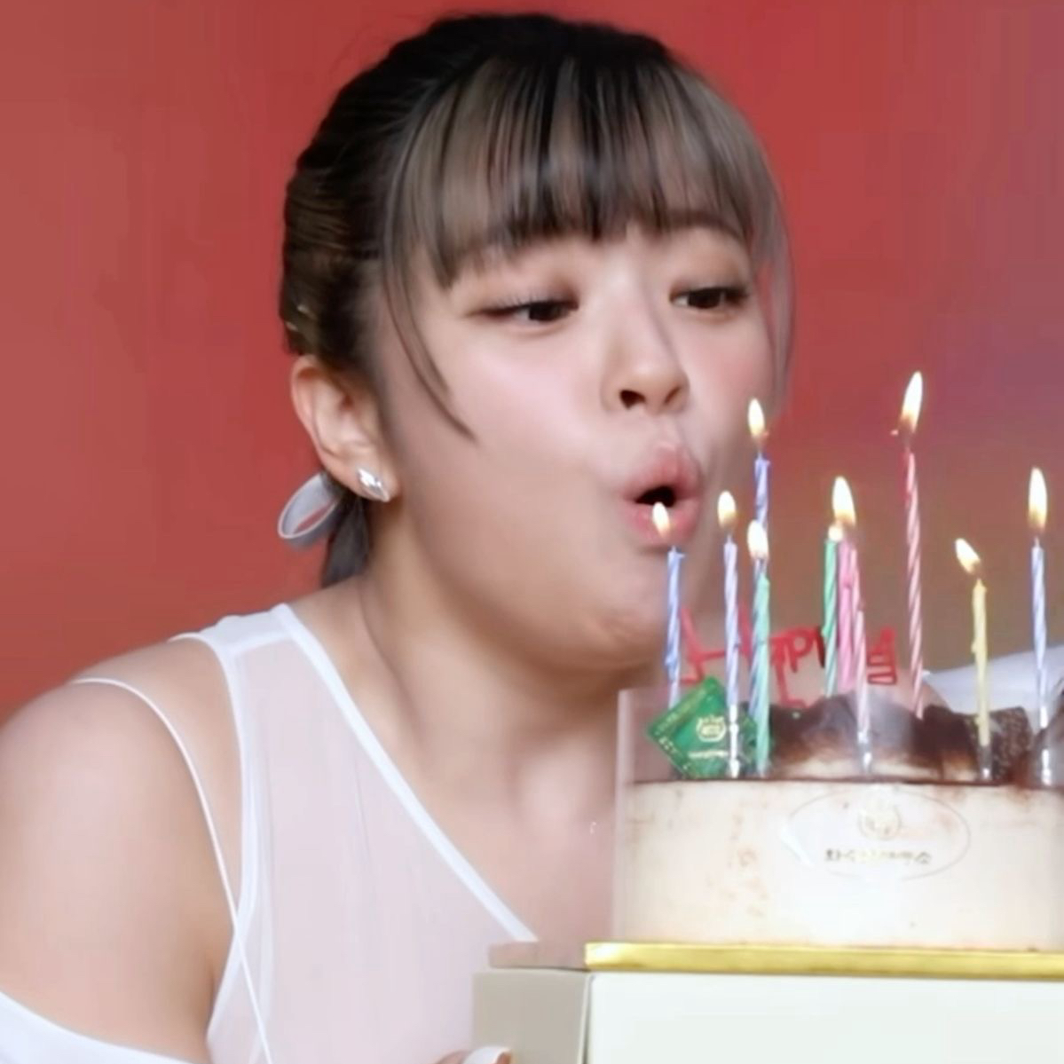 Latest photo of Jeongyeon (TWICE)