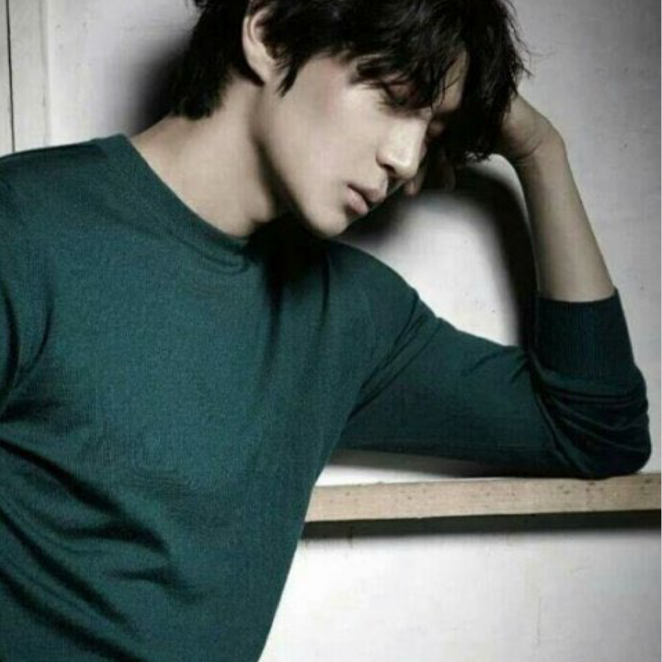 Latest photo of LEO (VIXX)