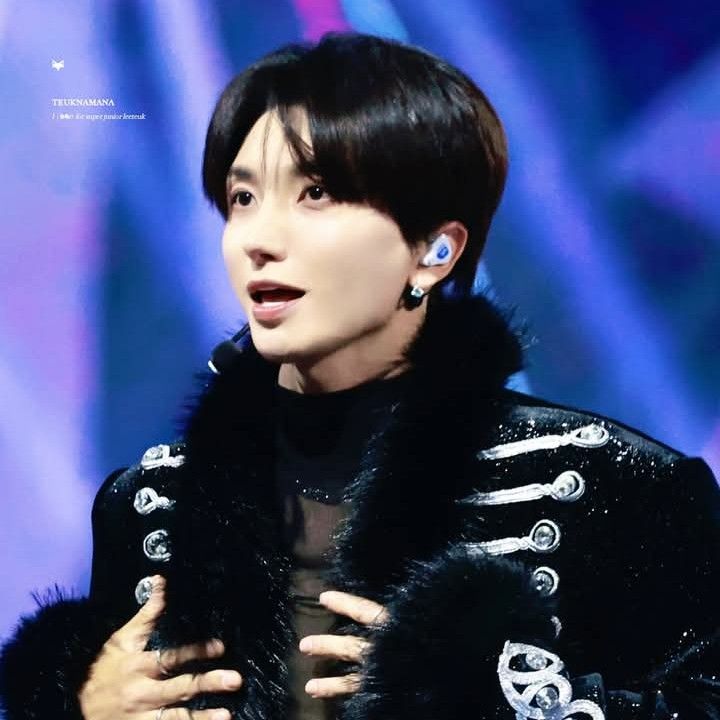 Recent activity shot of Leeteuk (Super Junior)