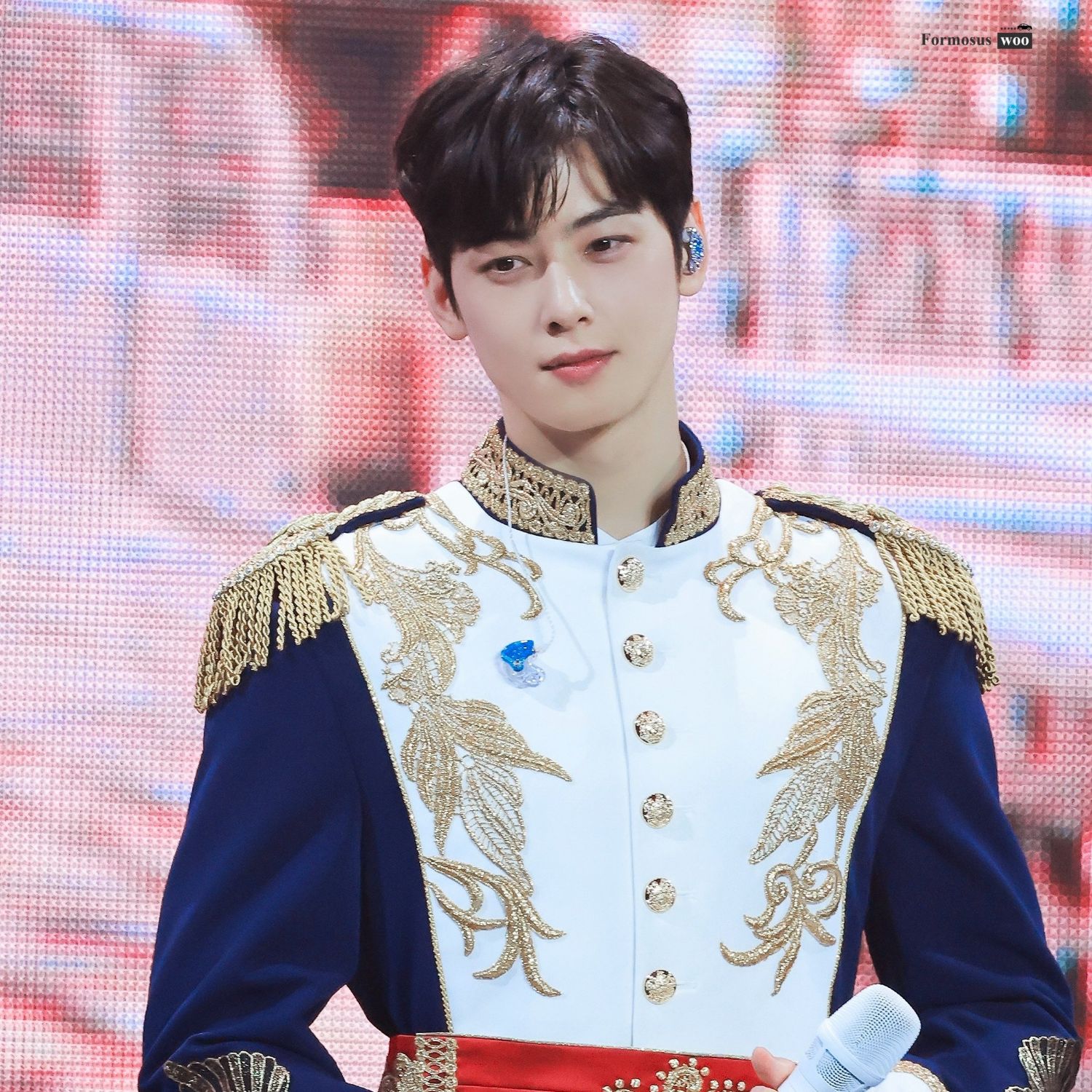 A moment captured by Eunwoo (ASTRO)'s fan
