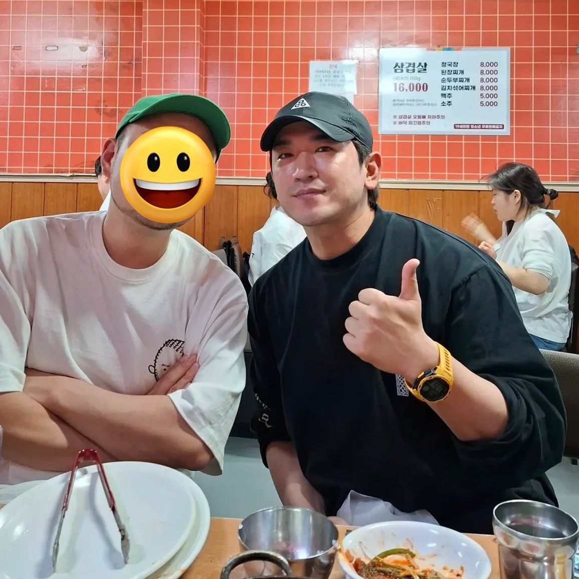 A moment captured by Lee Minwoo (SHINHWA)'s fan