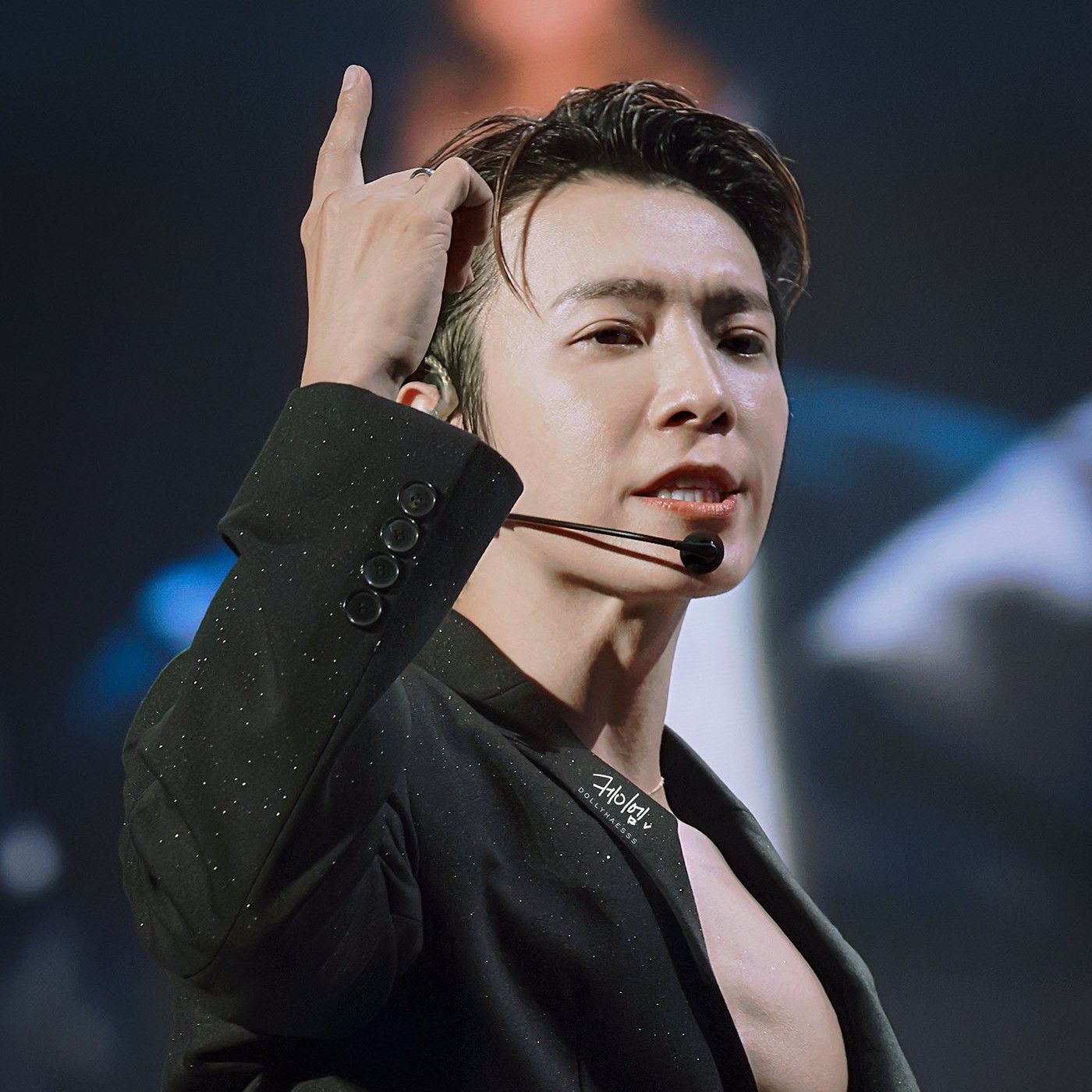 Latest photo of Donghae (Super Junior)