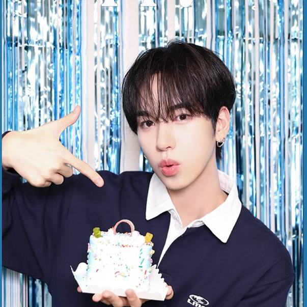 Latest photo of Hanjun (n.SSign)
