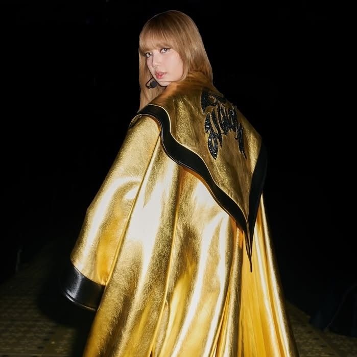 리사 (BLACKPINK) 최근 활동샷