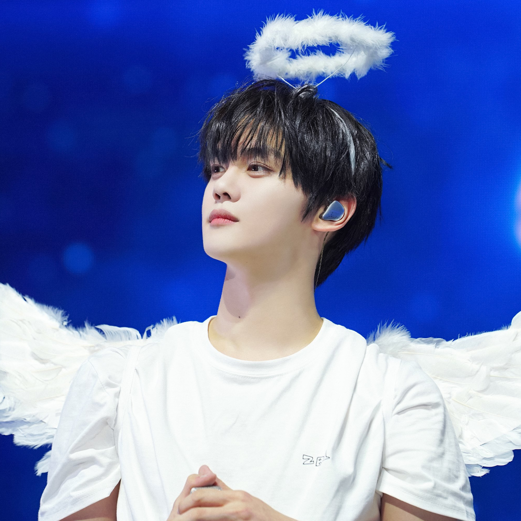 Behind-the-scenes cut of Kim Gyuvin (ZEROBASEONE)