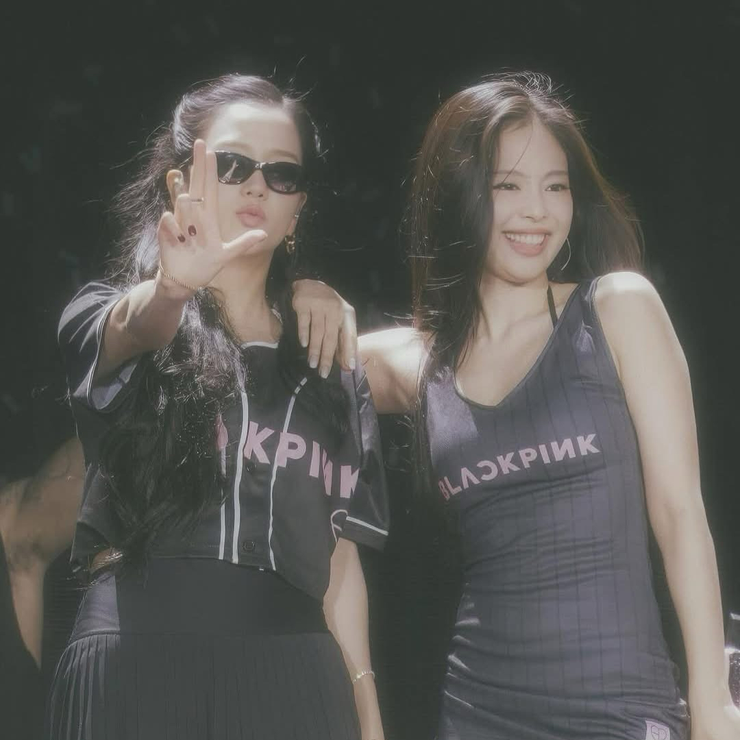 Behind-the-scenes cut of BLACKPINK