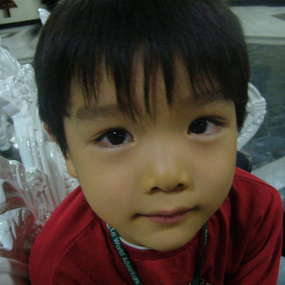 Recent activity shot of Sungchan (RIIZE)