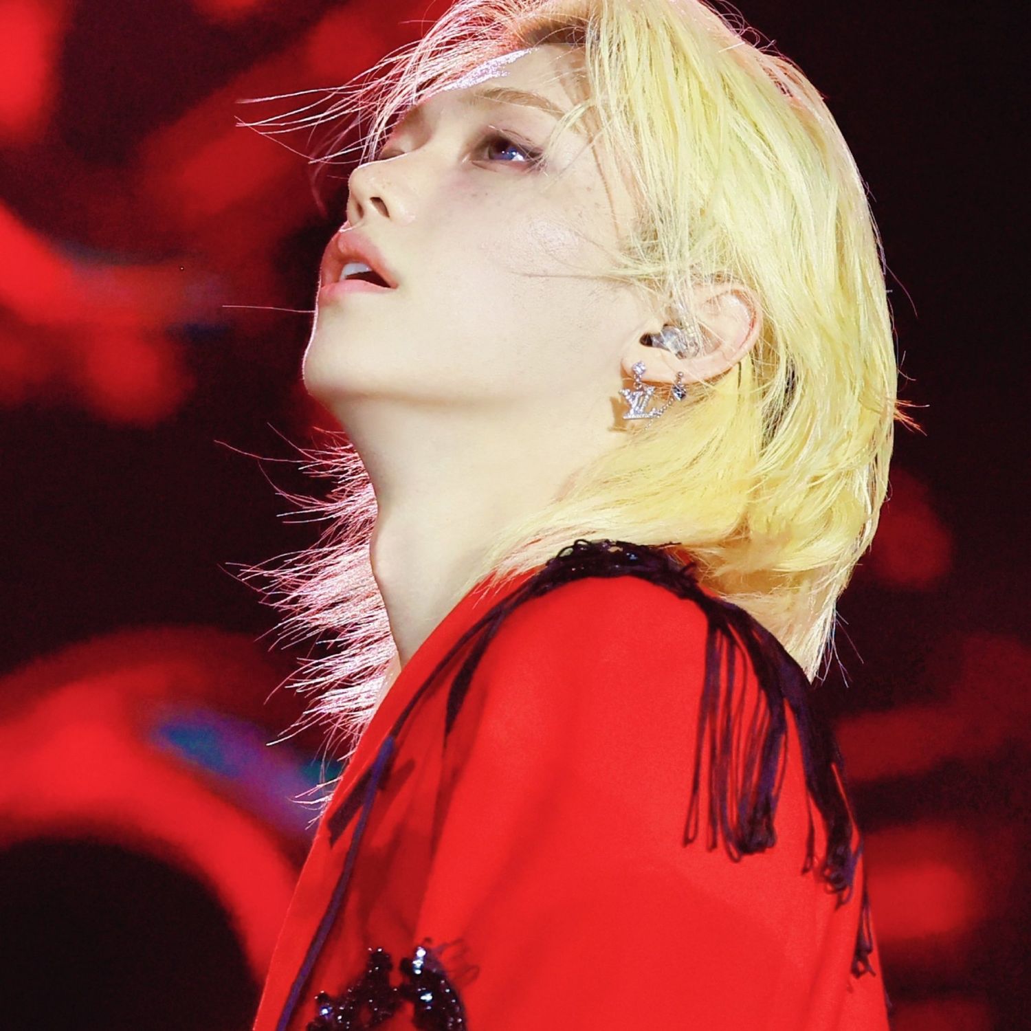 Latest photo of Felix (Stray Kids)