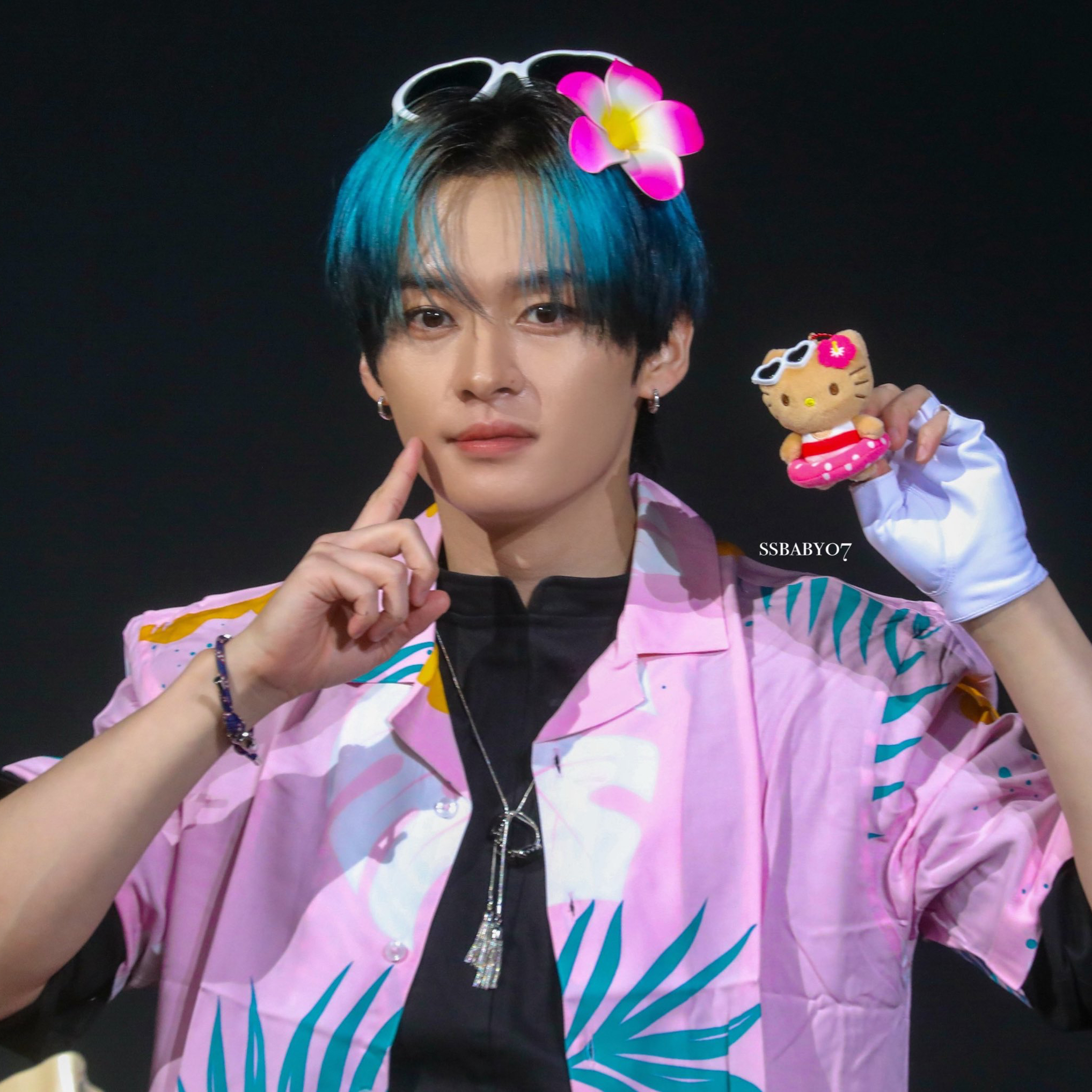 A moment captured by Lee Know (Stray Kids)'s fan