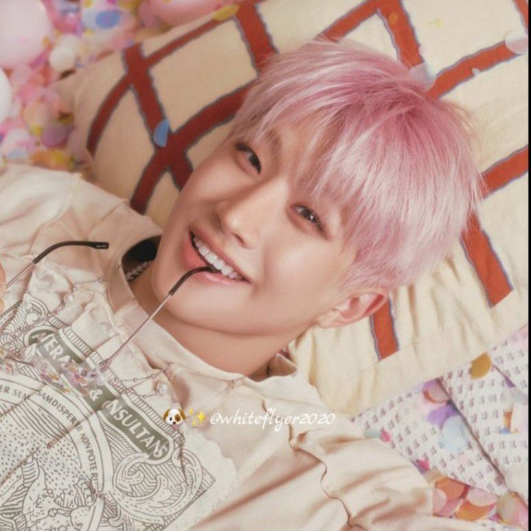 Foto aktivitas terbaru Jinjin (ASTRO)