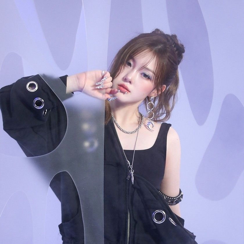Latest photo of Kim Chaehyun (Kep1er)