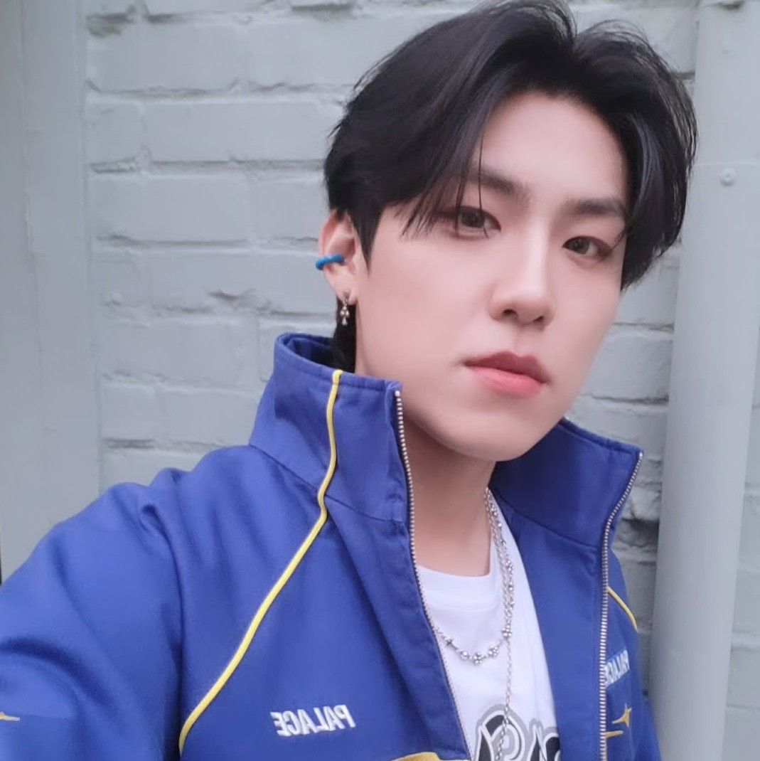 Latest photo of Park Woojin (AB6IX)