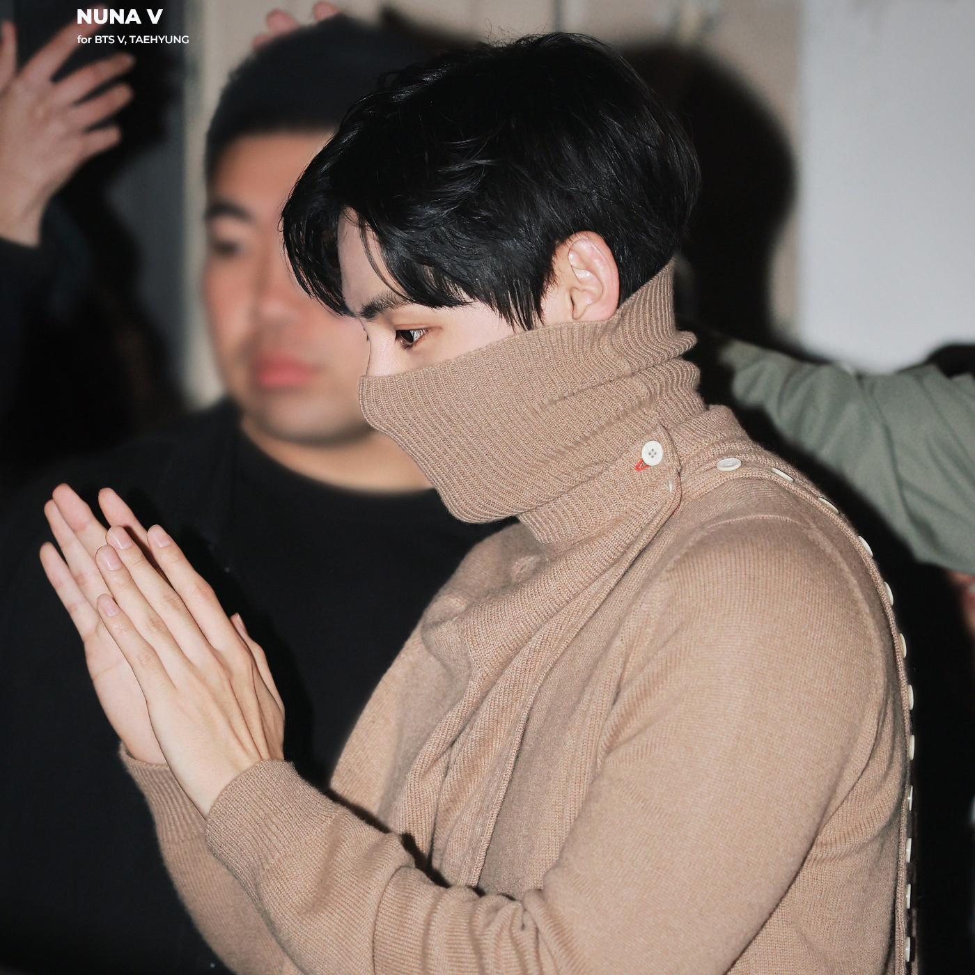 뷔 (방탄소년단)의 최신 사진