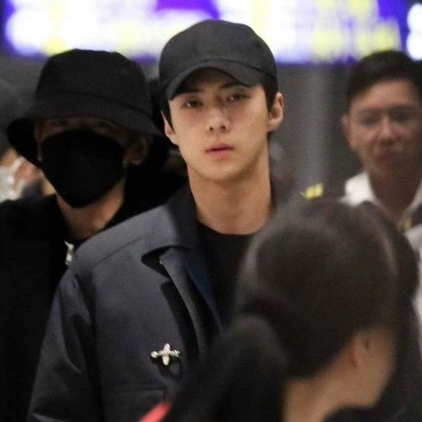 A moment captured by Sehun (EXO)'s fan
