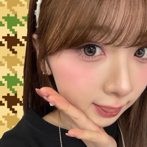 A moment captured by Miihi (NiziU)'s fan