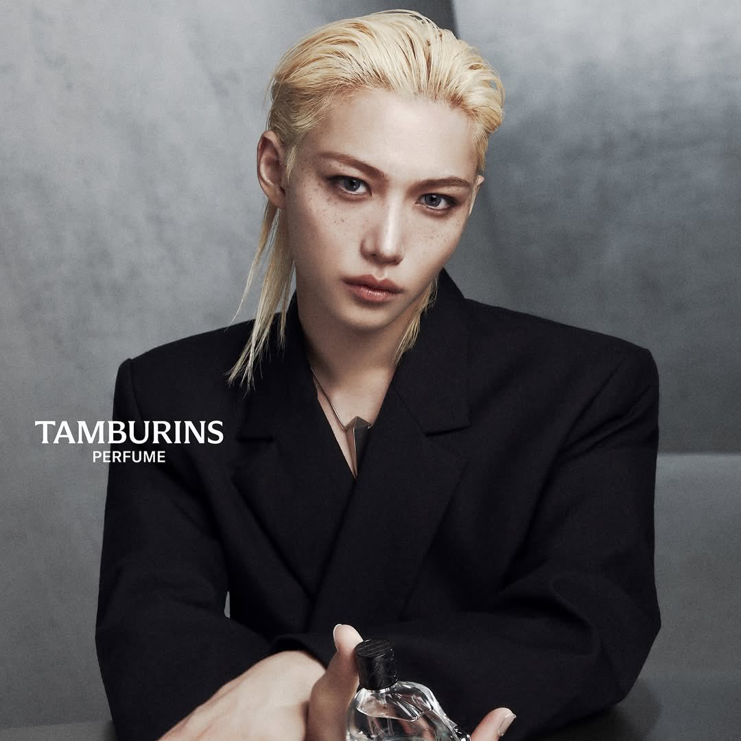 Latest photo of Felix (Stray Kids)