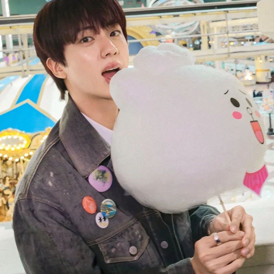 Latest photo of Jin (BTS)