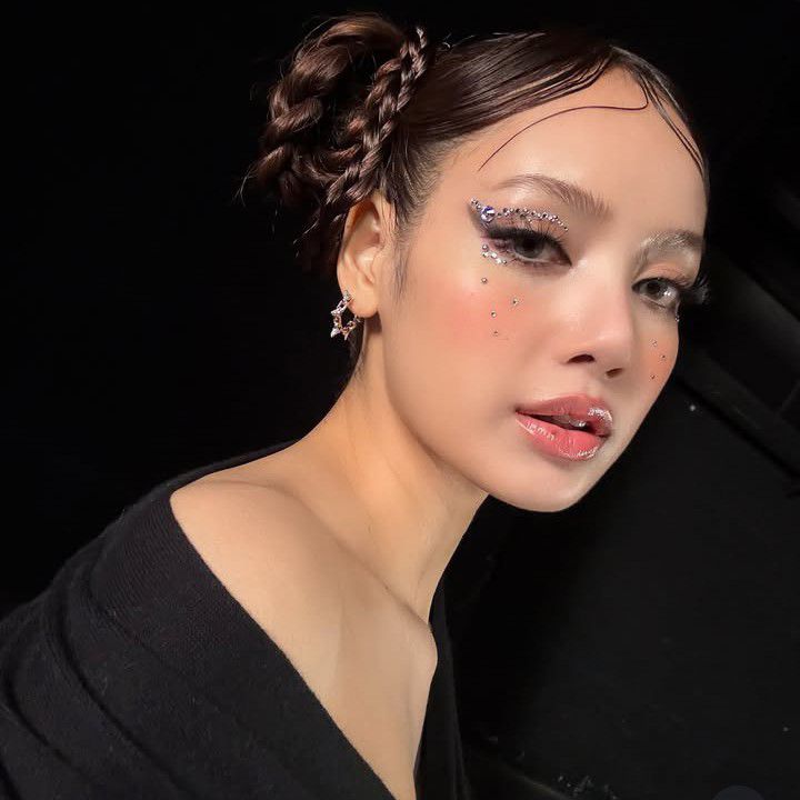 Latest photo of Lisa (BLACKPINK)