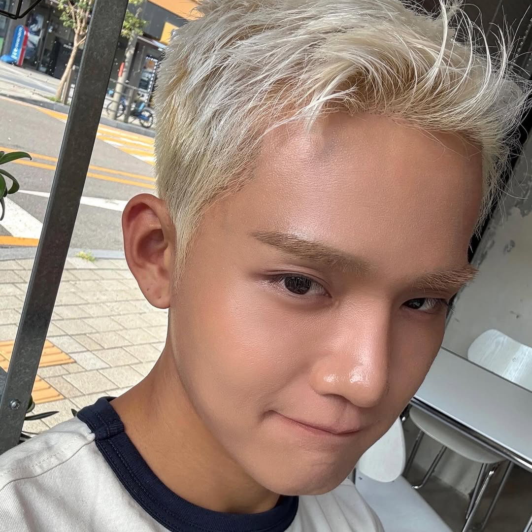 Latest photo of Seunghun (B.D.U)