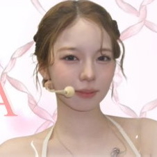 Ayaka (NiziU)粉絲拍下的瞬間