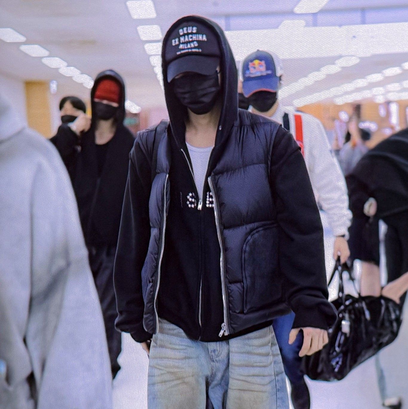 Behind-the-scenes cut of Jake (ENHYPEN)