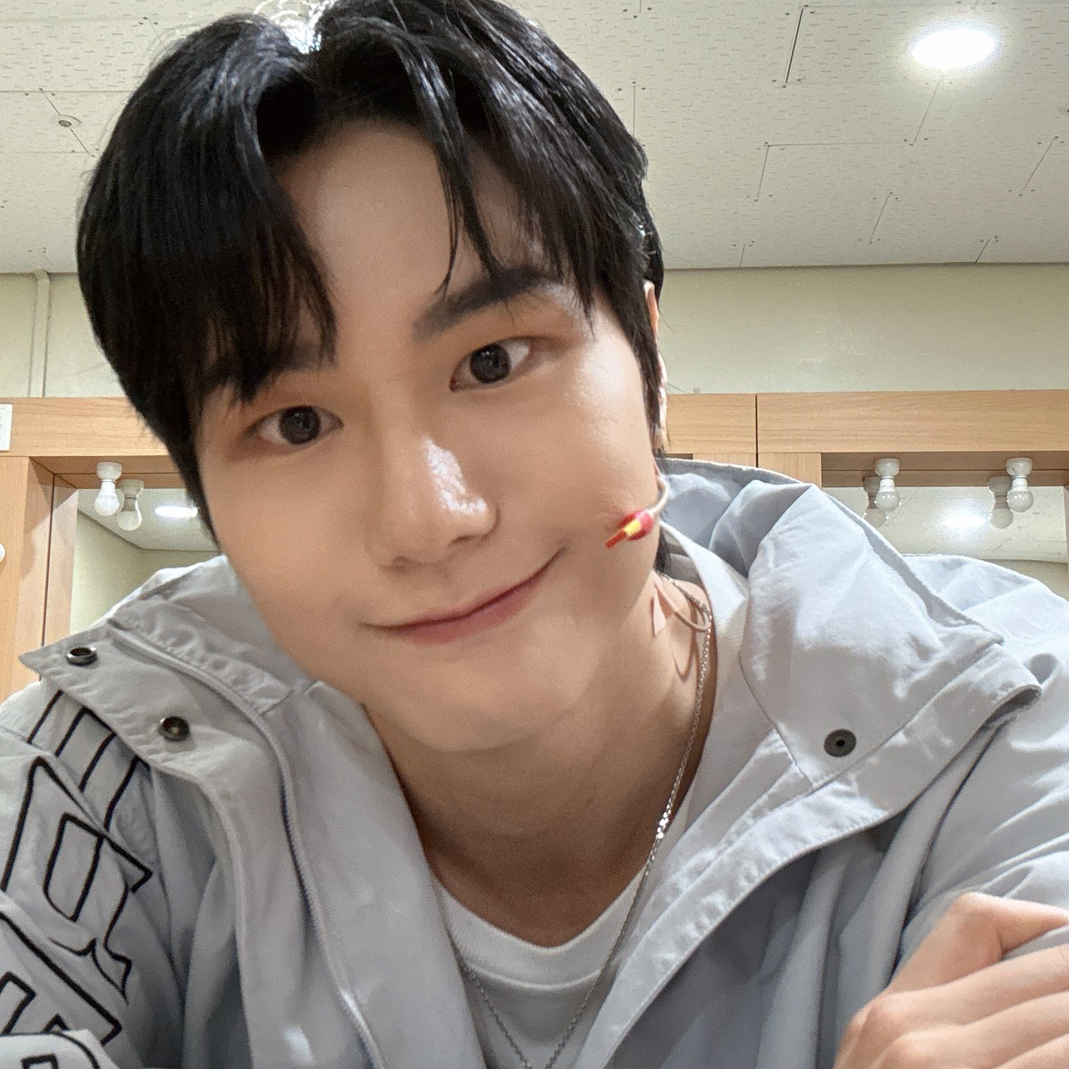 A moment captured by Kang Seungsik (VICTON)'s fan