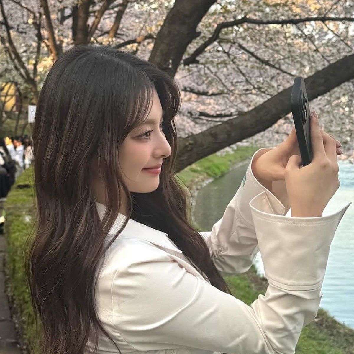 Behind-the-scenes cut of Lee Nagyung (fromis_9)