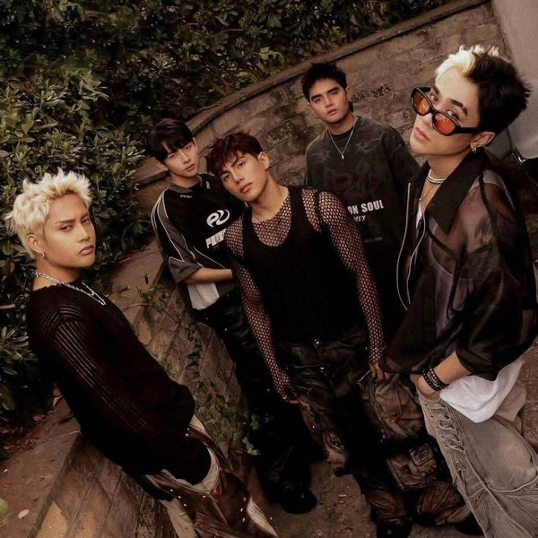 Signature photo of SB19 capturing their charm