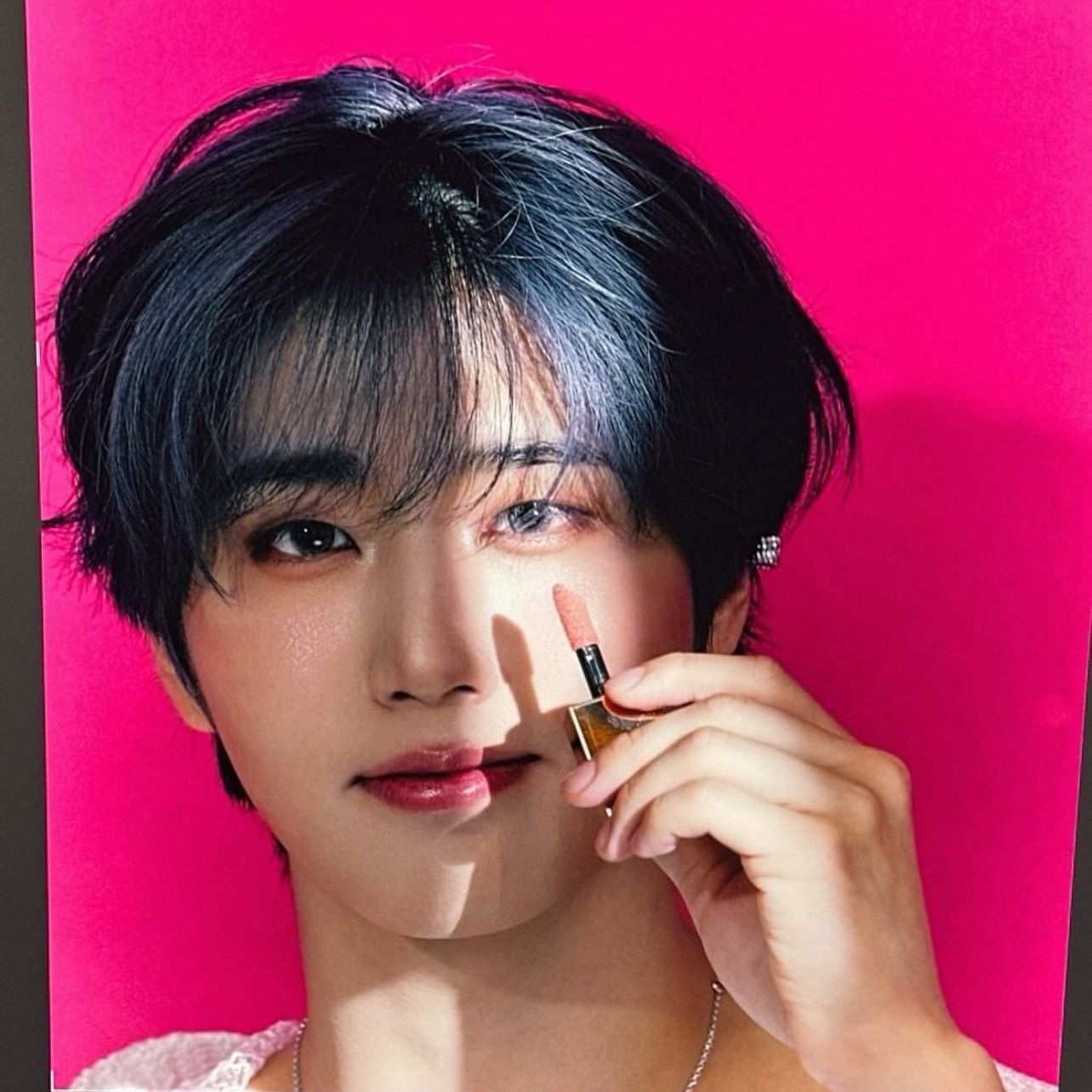 Latest photo of HAN (Stray Kids)