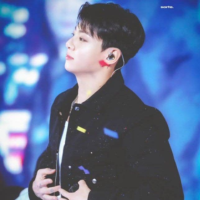 Latest photo of Jungkook (BTS)