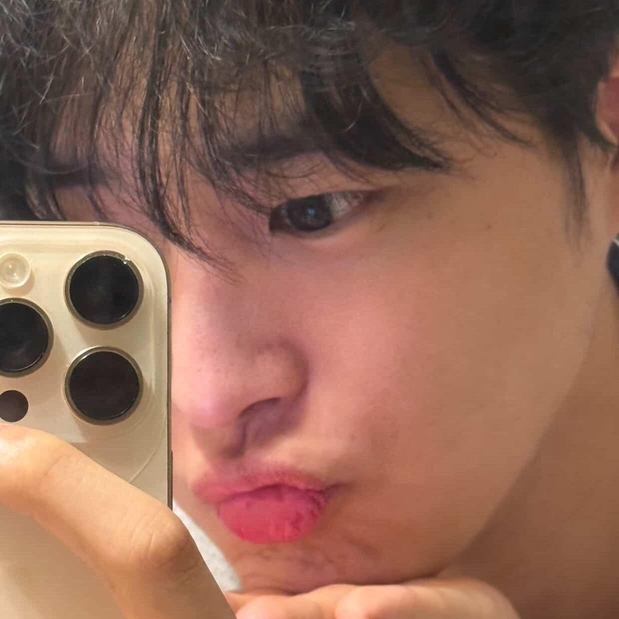 Latest photo of Choi Byungchan