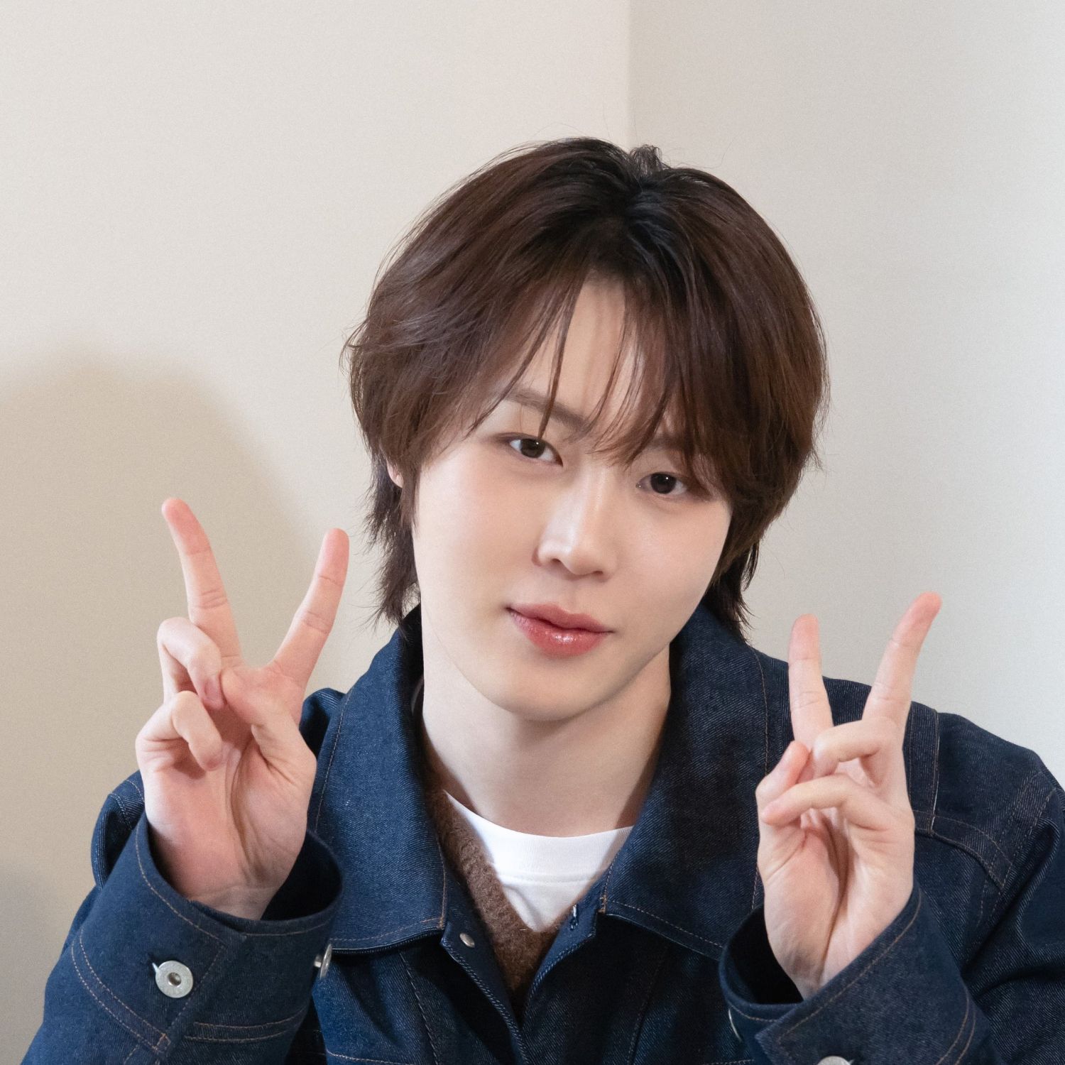Behind-the-scenes cut of Ha Sungwoon