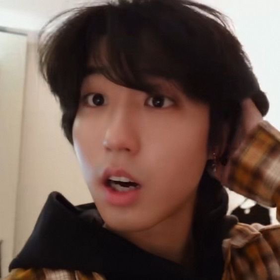 A moment captured by HAN (Stray Kids)'s fan