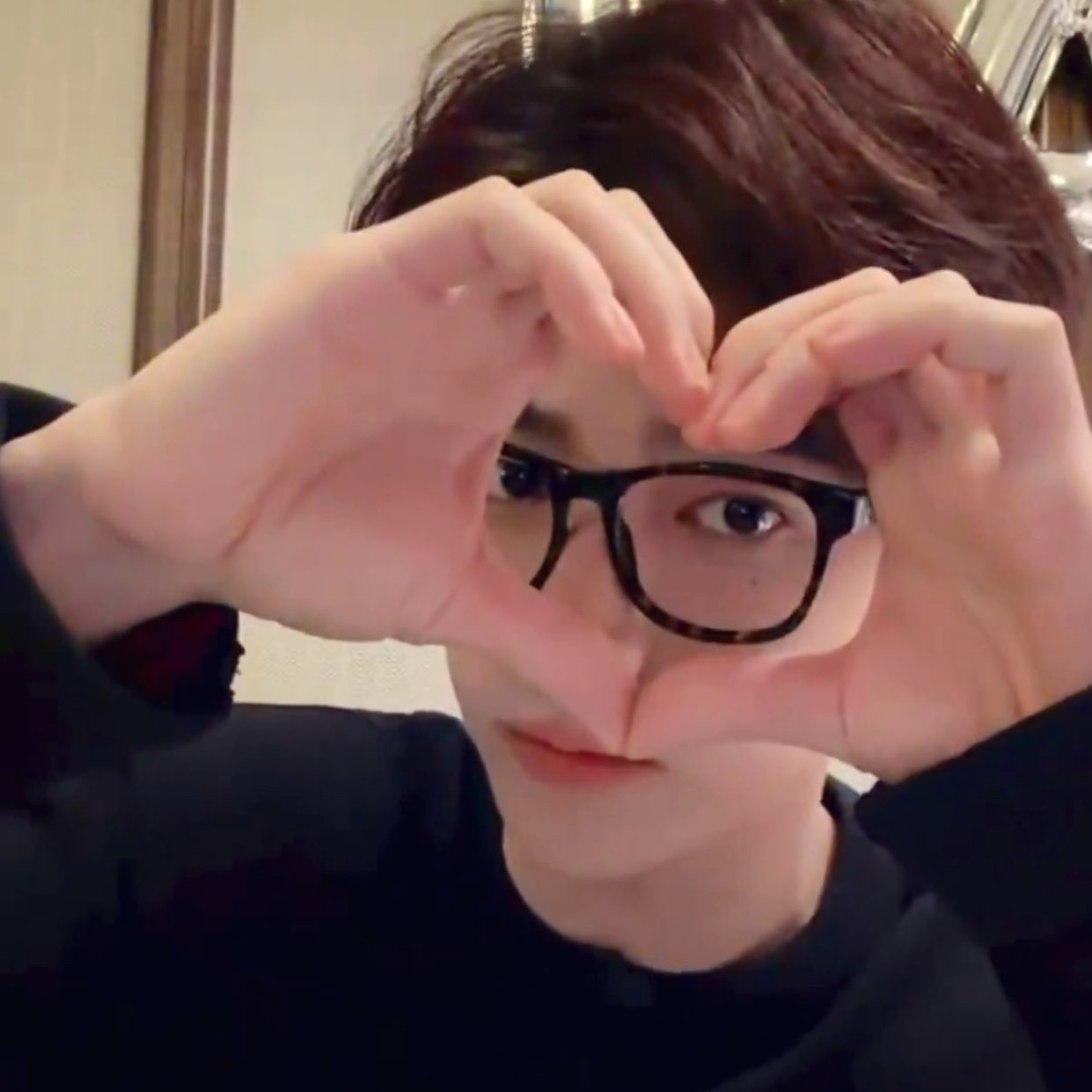 Behind-the-scenes cut of Zhang Hao (ZEROBASEONE)