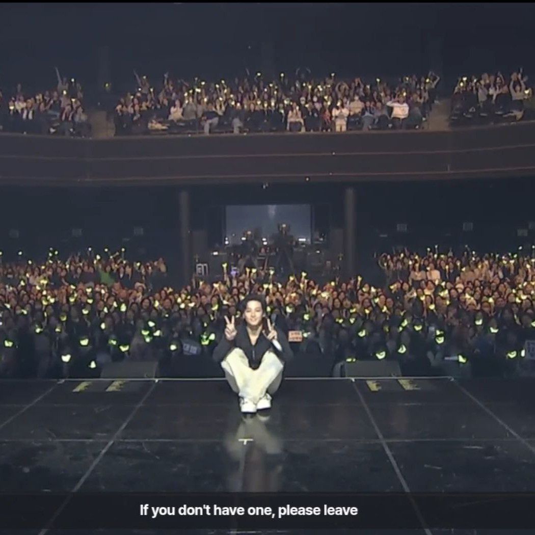 Latest photo of JAY B (GOT7)