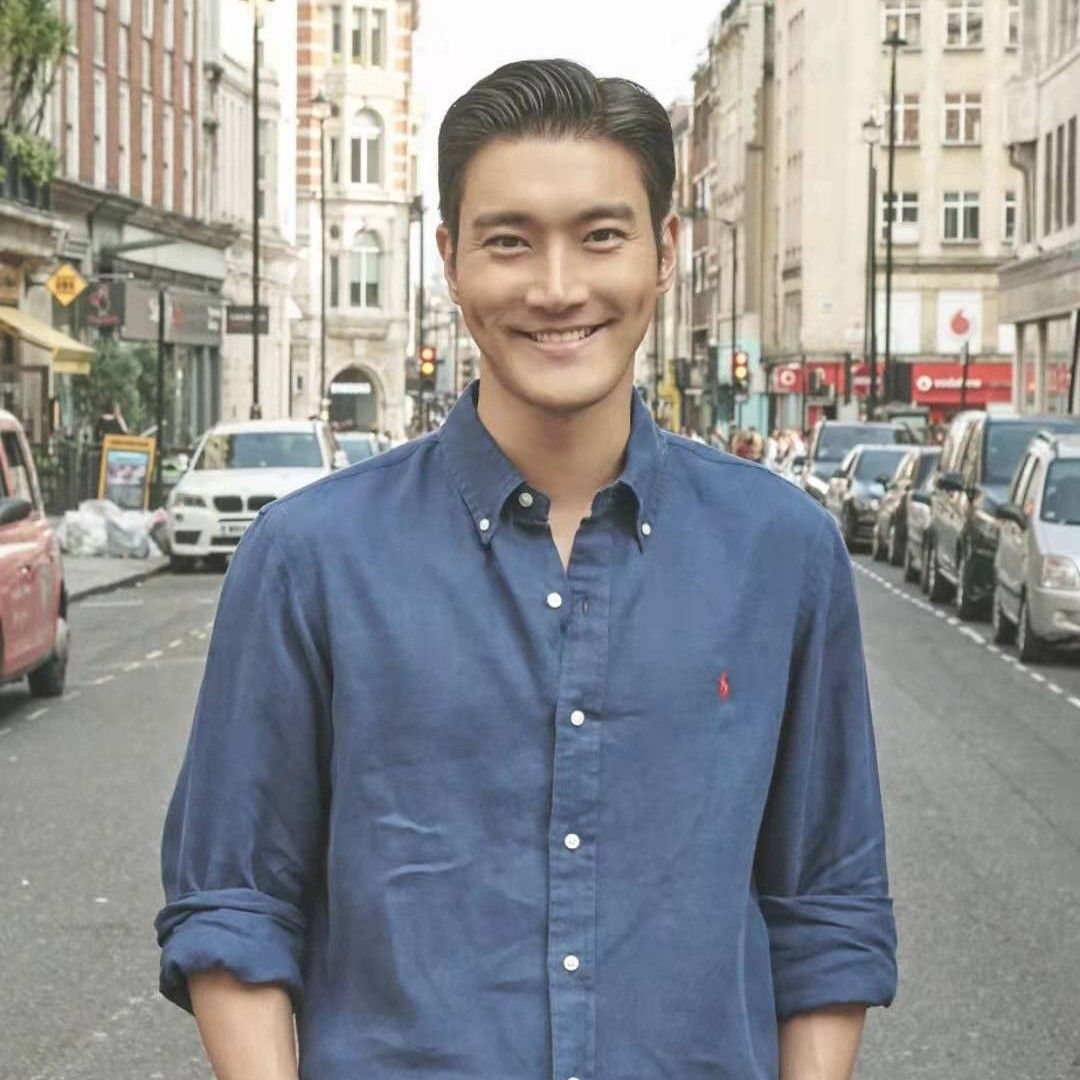 Latest photo of Siwon (Super Junior)