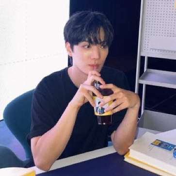 Recent activity shot of Kim Jonghyeon