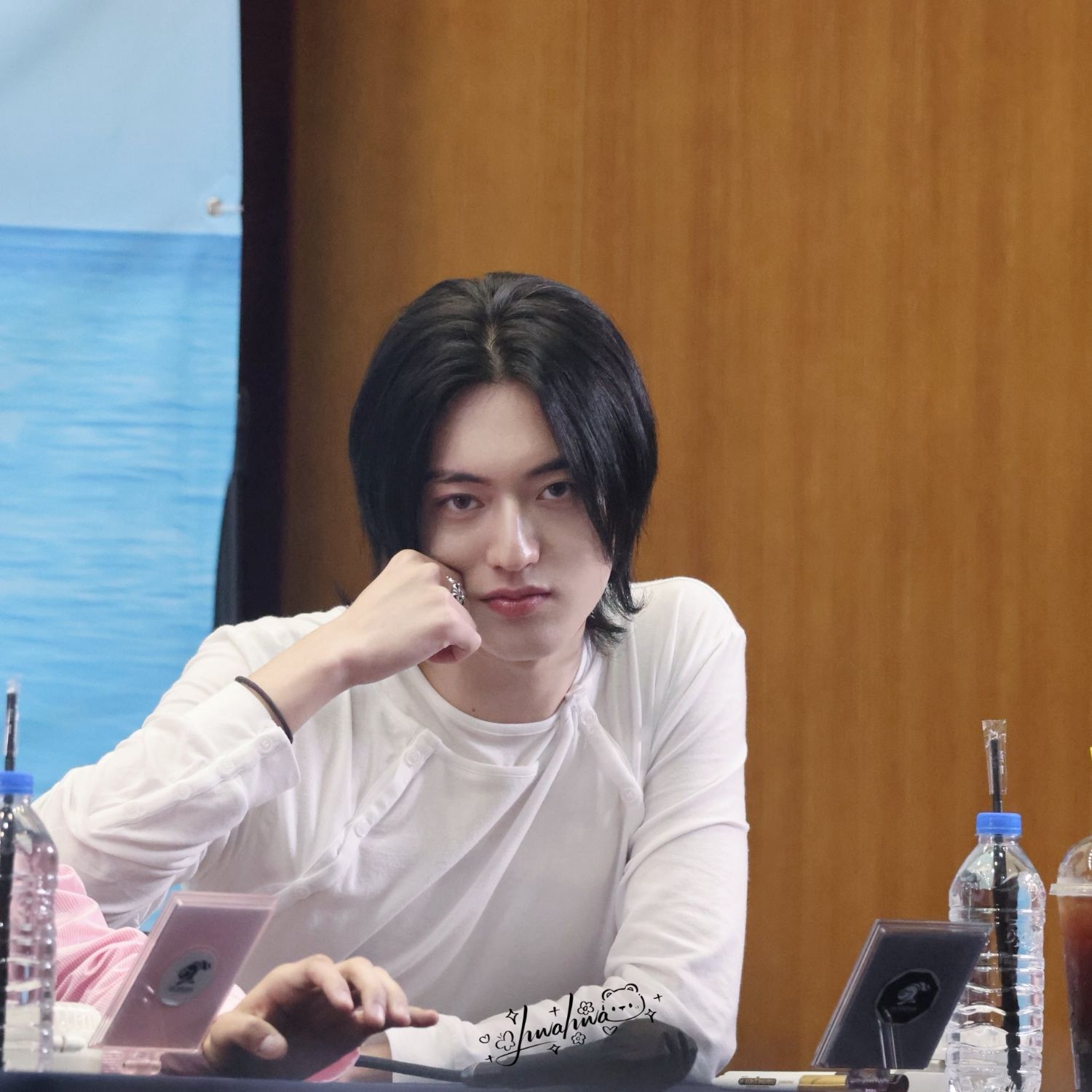 하루토 (TREASURE)의 비하인드 컷