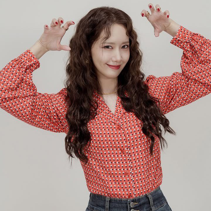 潤娥 (少女時代)的最新活動照片